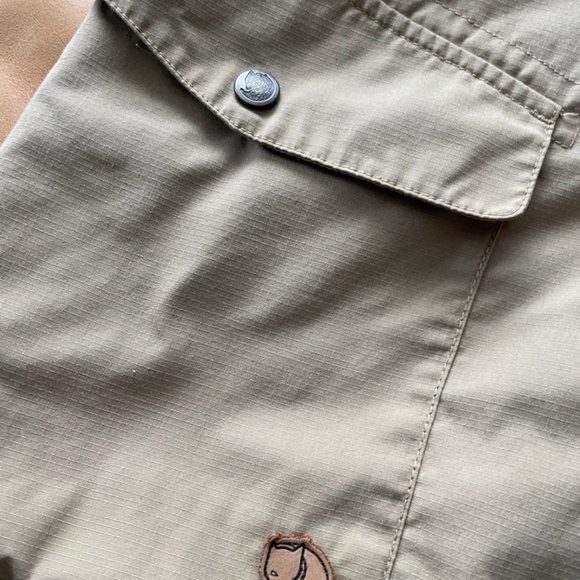 Fjallraven G-1000 Cargo Shorts - Men's EU46 - US 30"-32" Waist - Color: Sand - Picture 4 of 5